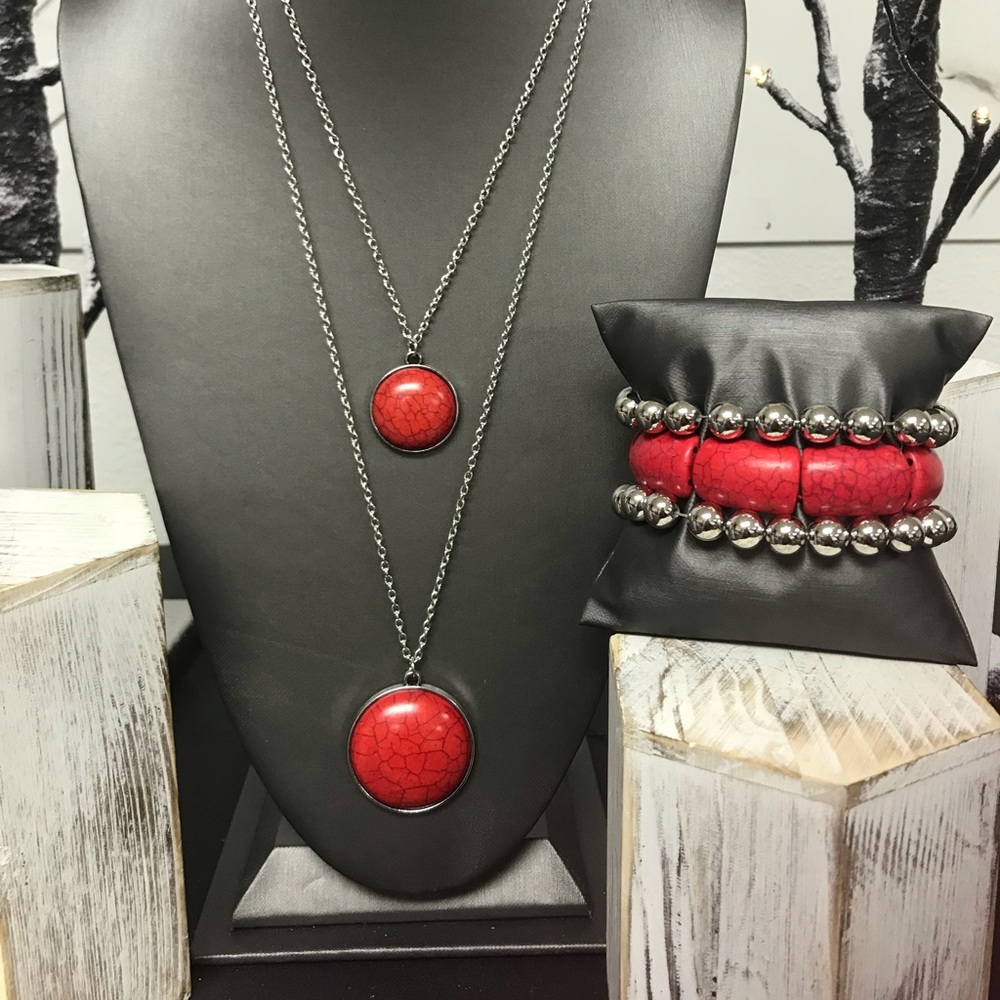 Paparazzi Red Crackle Necklace Set